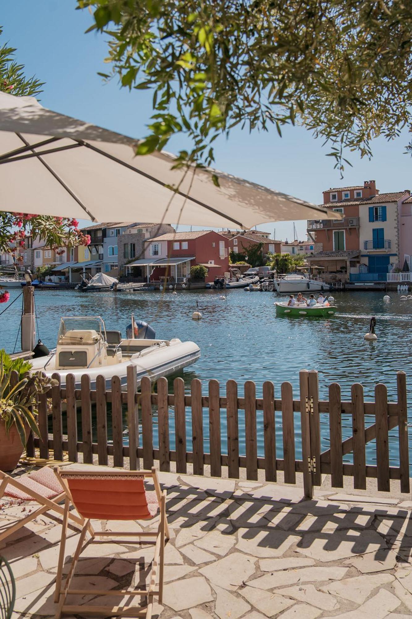 Terrasse Sur L'eau Grimaud