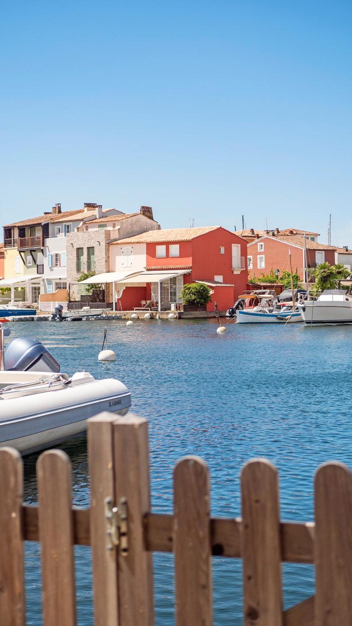 Appartement Terrasse Sur L'eau Grimaud